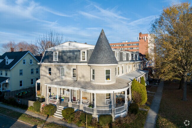 Expansive Victorian homes near the water in Havre De Grace can be valued at nearly $1 million.