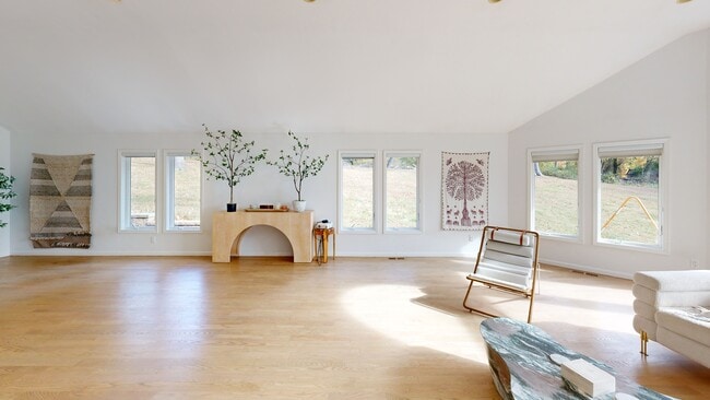 117 Locust Ln, Northport, NY 11768 - photo 2