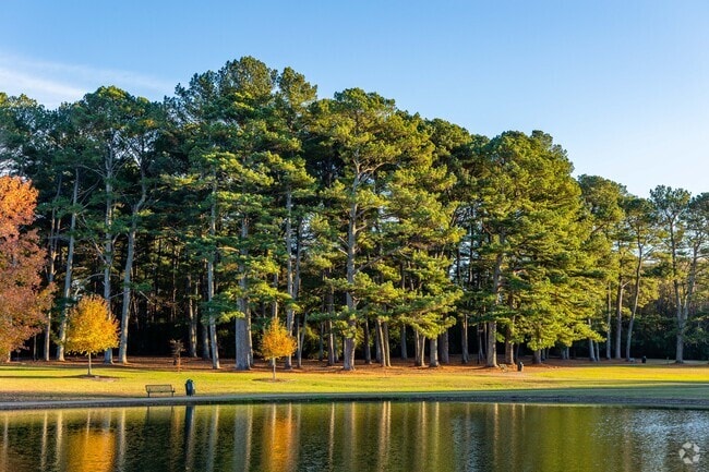Deibert Park has a beautiful serenic lake to enjoy the water and trees in Florence.