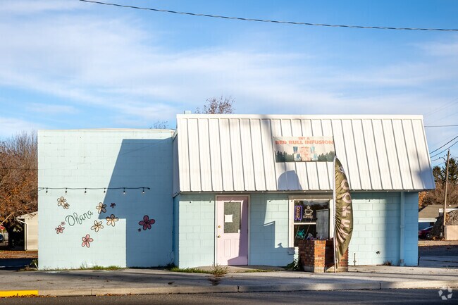 Ohana Coffee Shop offers drinks and light bites in downtown Wendell.