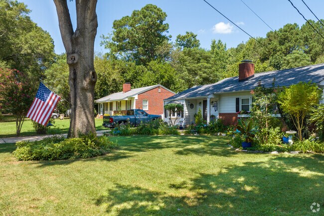 South Raleigh’s ranch-style houses sit on lush, well-kept residential lots.