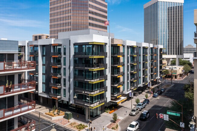 RendezVous Urban Flats (apts)