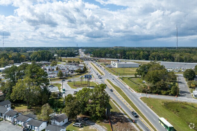 Tremont Park continues to attract residents with its affordable housing, community feel, and convenient location on the city’s west side.