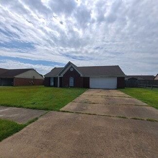 7340 Dunbarton Dr, Horn Lake, MS 38637