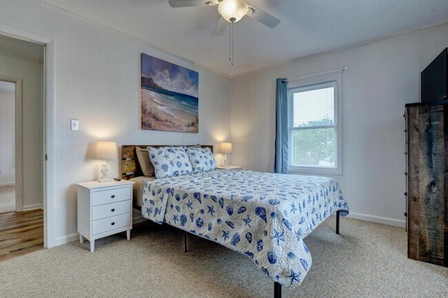 410 S Anderson Blvd unit 410 S. Anderson Blvd, Holly Ridge, NC 28445 - photo 4