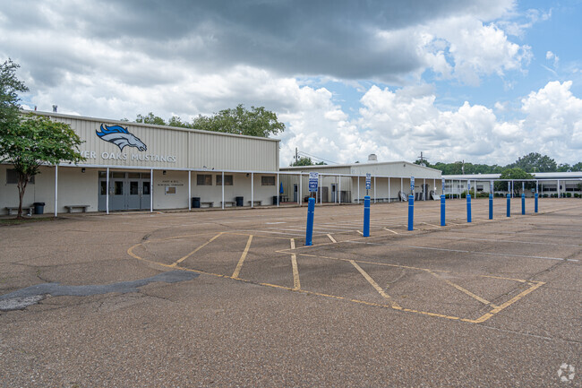 River Oaks School challenges and encourages children to learn.