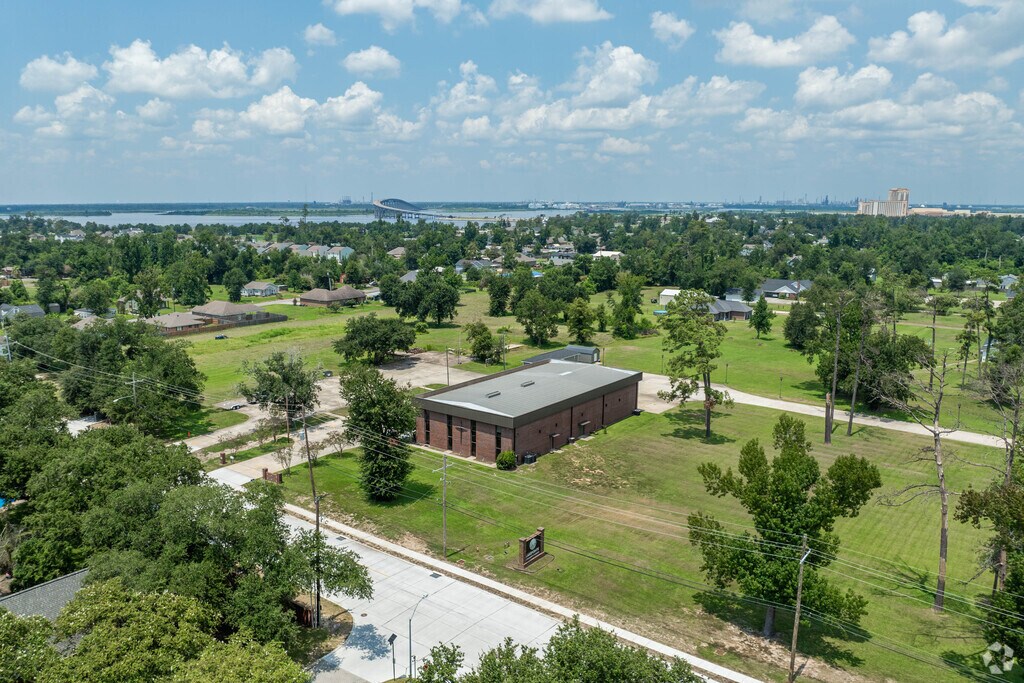 Lakewood Christian Academy is located in Lake Charles, LA.