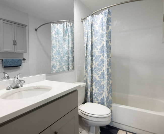 *Pictures are representative samples of the advertised unit. In some cases, the actual units you tou