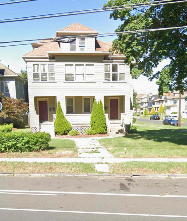 215 Blue Hills Ave Unit 2, Hartford, CT 06112