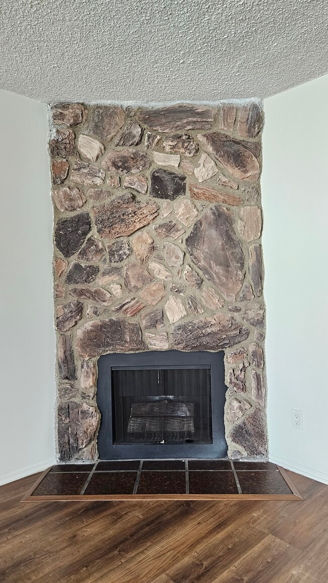 3838 Keystone Ave unit 16, Culver City, CA 90232 - photo 7