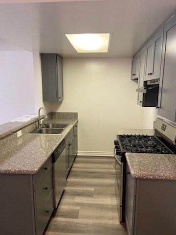 1402 N Alta Vista Blvd unit 100, Los Angeles, CA 90046 - photo 5