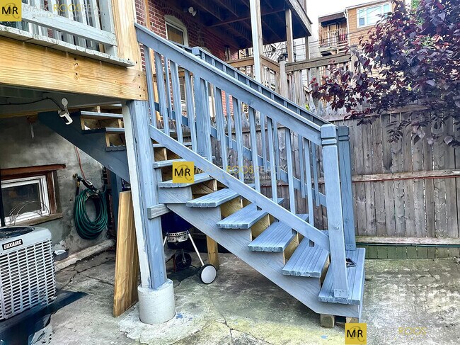 326 Chelsea St unit 1, Boston, MA 02128 - photo 5