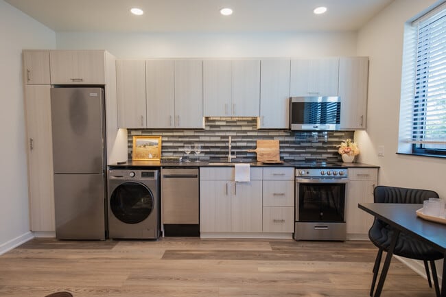 Park Place Station, Altoona, PA 16601 - photo 3