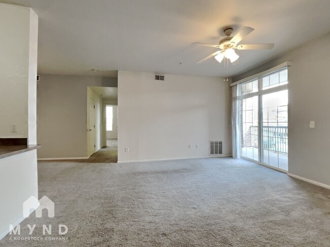 3872 S Dallas St unit 202, Aurora, CO 80014 - photo 5