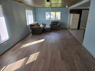 15306 S Gougar Rd Unit Studio plus Garage, Lockport, IL 60491