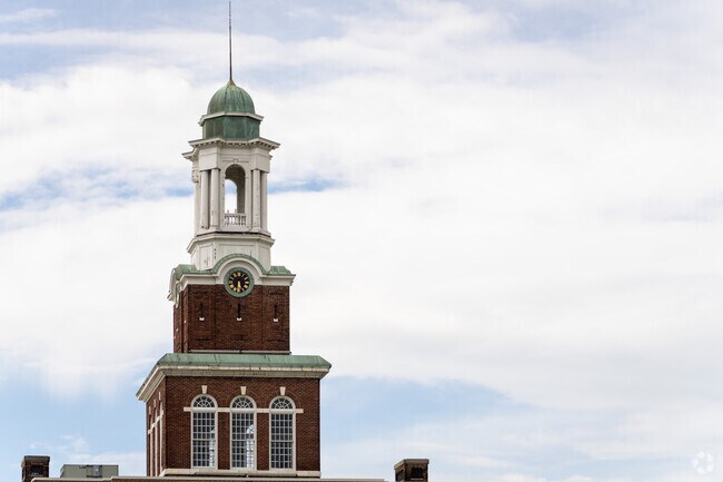 The International Preparatory School serves grades 9 to 12.