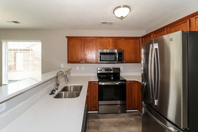 1497 Pemberton Ln, Cordova, TN 38016 - photo 7