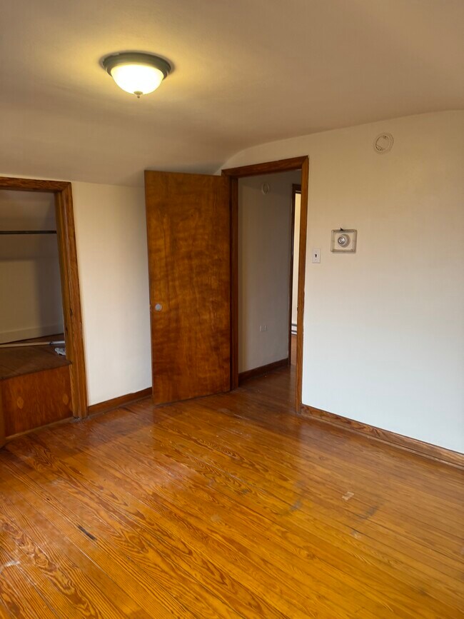 903 Price St unit 903 price st, Scranton, PA 18504 - photo 7