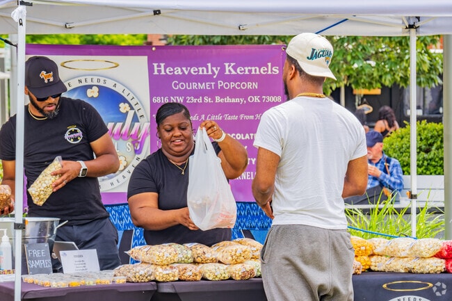 OKC Foodie Fest serves gourmet popcorn and treats near the Arts District.