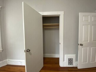 19 Roseclair St Unit 3, Boston, MA 02125