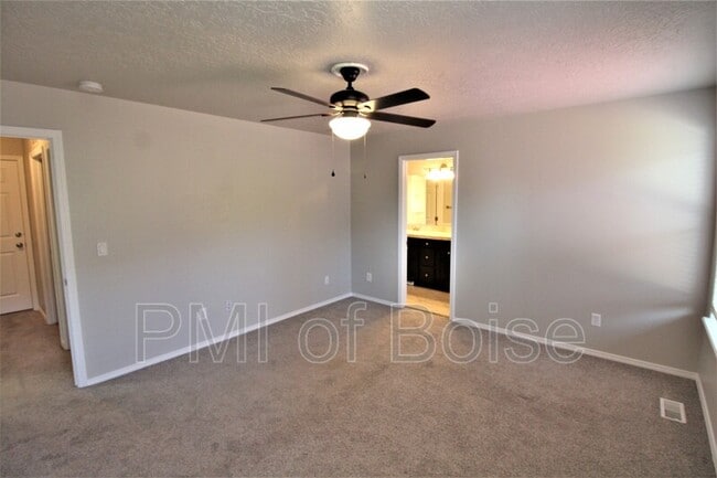 3300 N Elmstone Ave, Meridian, ID 83646 - photo 7