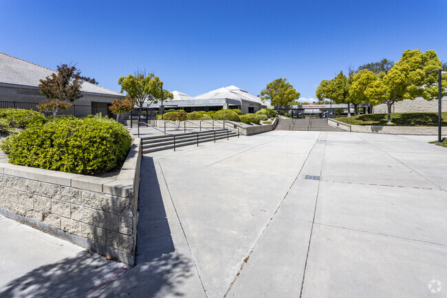 Bernardo Heights Middle Courtyard offers students with a safe outdoor space in San Diego, CA.