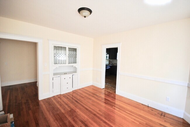 98 Montebello Rd unit 2, Jamaica Plain, MA 02130 - photo 4