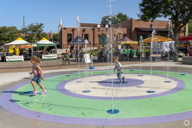 Rockford City Market is a weekly event well attended by locals next to Rock River.