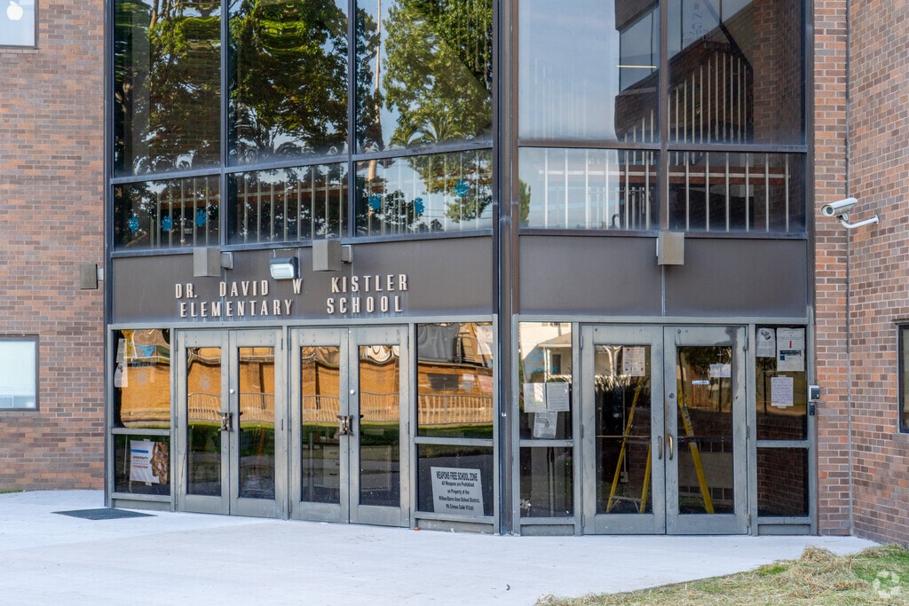 David W. Kistler Elementary School serves 850 students in grades K-5.