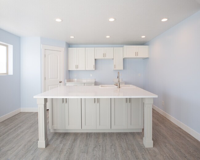 291 N 200 W, Kaysville, UT 84037 - photo 3