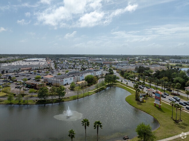 The River City Market Place is just off the exit of the I-95 Interstate.