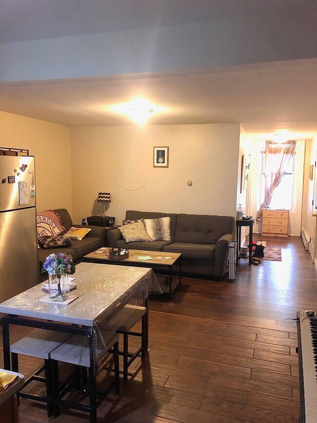 331 N Geneva St, Ithaca, NY 14850