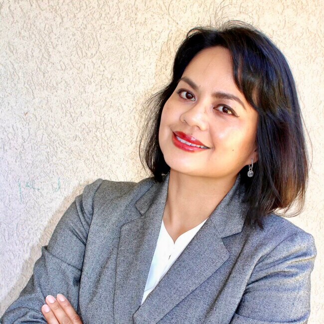 Paula de Vera Giron