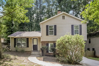 950 Hemingway Rd, Stone Mountain, GA 30088