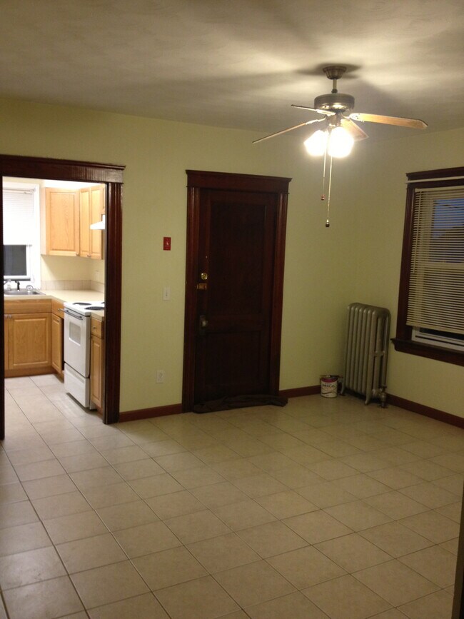 123 Fifth St Unit 1st Floor, East Providence, RI 02914