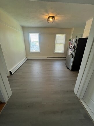 15 Florida Ave Unit 2, Cranston, RI 02920