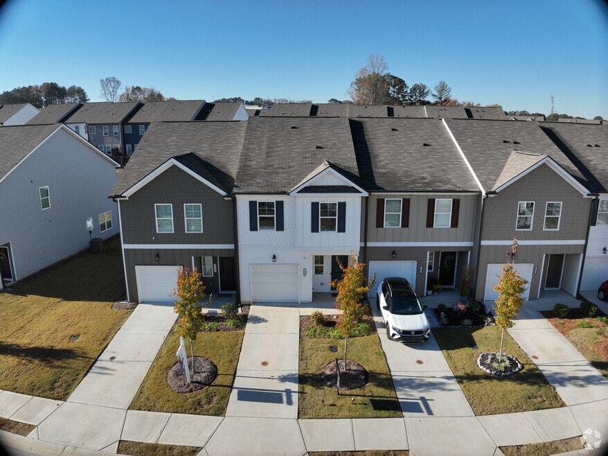 116 Buckingham Ln, Hoschton, GA 30548 - photo 2