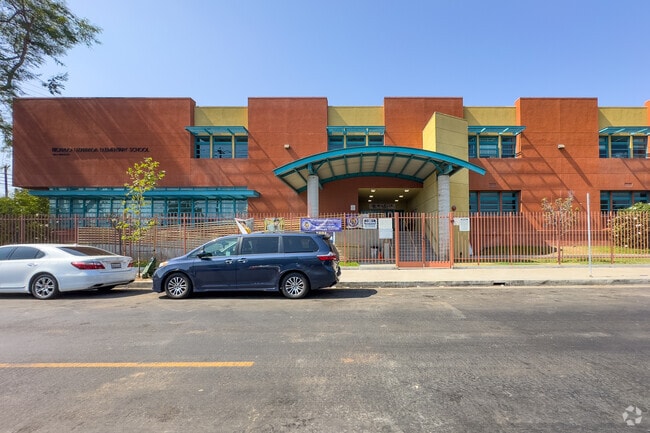 Ricardo Lizarraga Elementary School