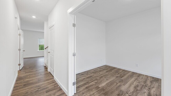 3705 Hawks Creek Dr unit 38115724, Apison, TN 37302 - photo 2