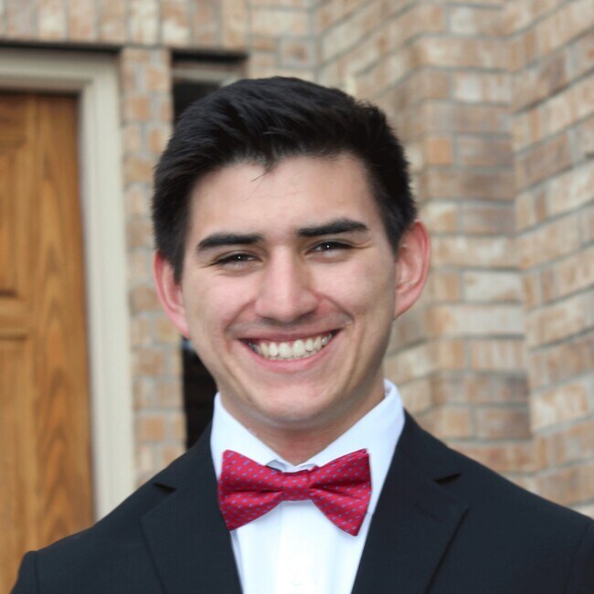 Agent Photo