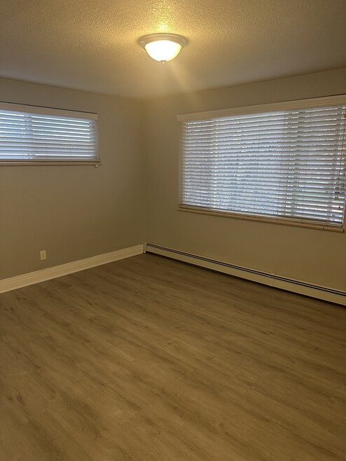10541 W 7th Place unit 1, Lakewood, CO 80215 - photo 1
