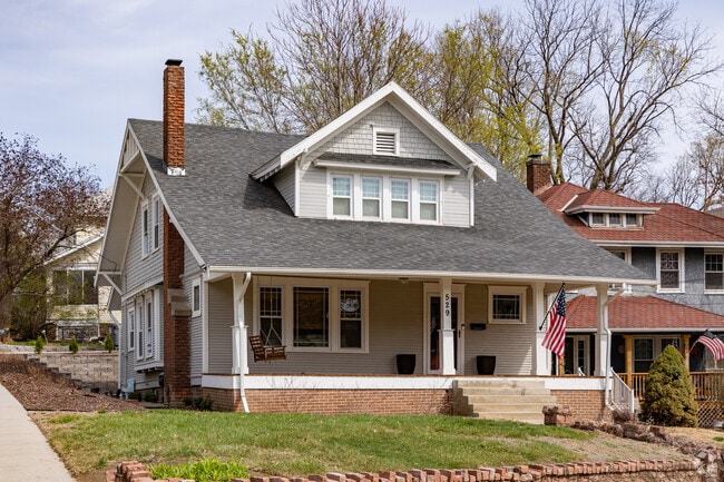 Queen Anne, Greek Revival, Italianate and Craftsman-style builds are just a few of the home styles Lincoln-Fairview has to offer.