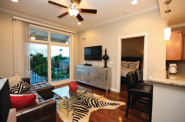 Lofts at 308 Ninth, Columbia, MO 65201 - photo 6