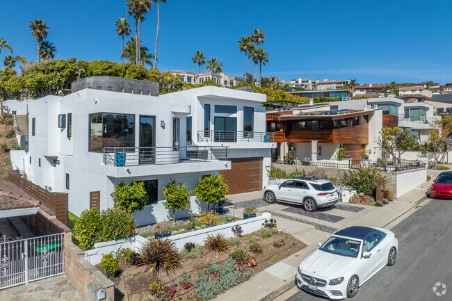 Modern and contemporary styles are common among luxury homes in Portafina.