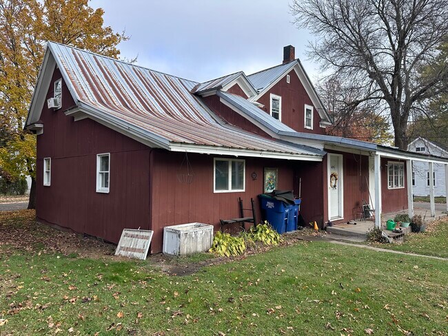 629 Park Ave unit Lower, Wausau, WI 54403 - photo 4