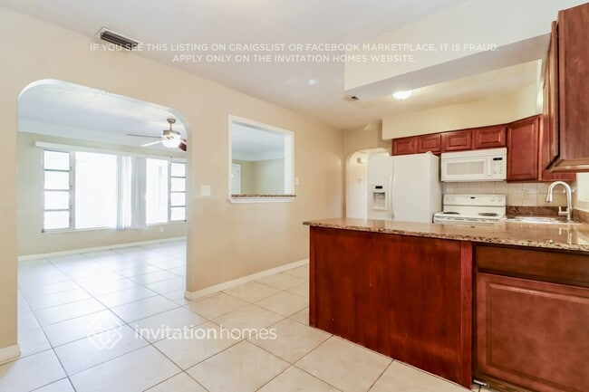 2121 Mckinley St, Clearwater, FL 33765 - photo 7