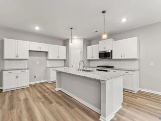 113 Plum Tree Ln, Hazel Green, AL 35750