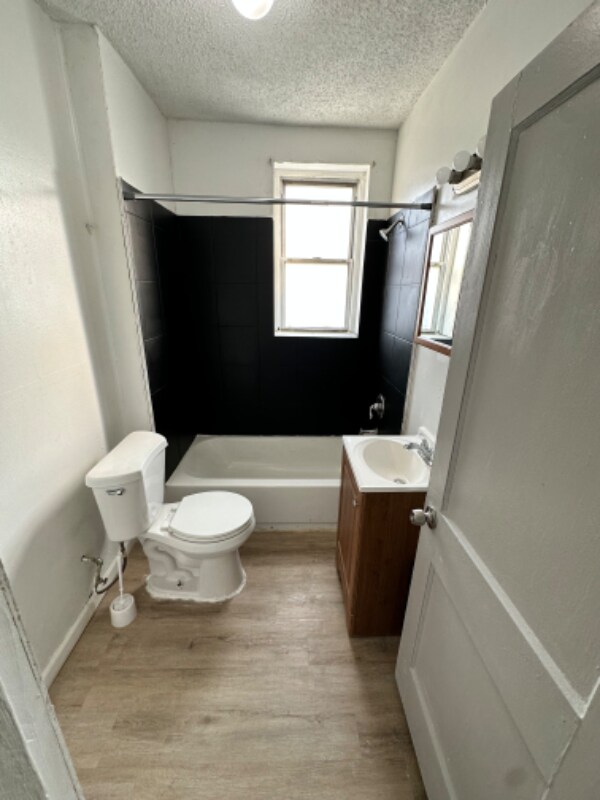 4723 Whitaker Ave unit Second Floor, Philadelphia, PA 19120 - photo 2