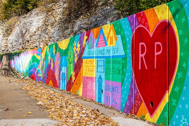 Residents show their love for Roeland Park in this mural along W 47th Street.