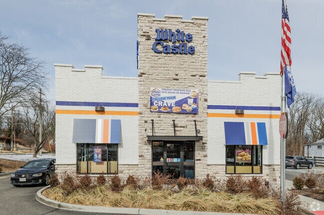 Along State Route 59, a convenient shopping corridor in Nanuet, NY, are fast food chains such as White Castle.